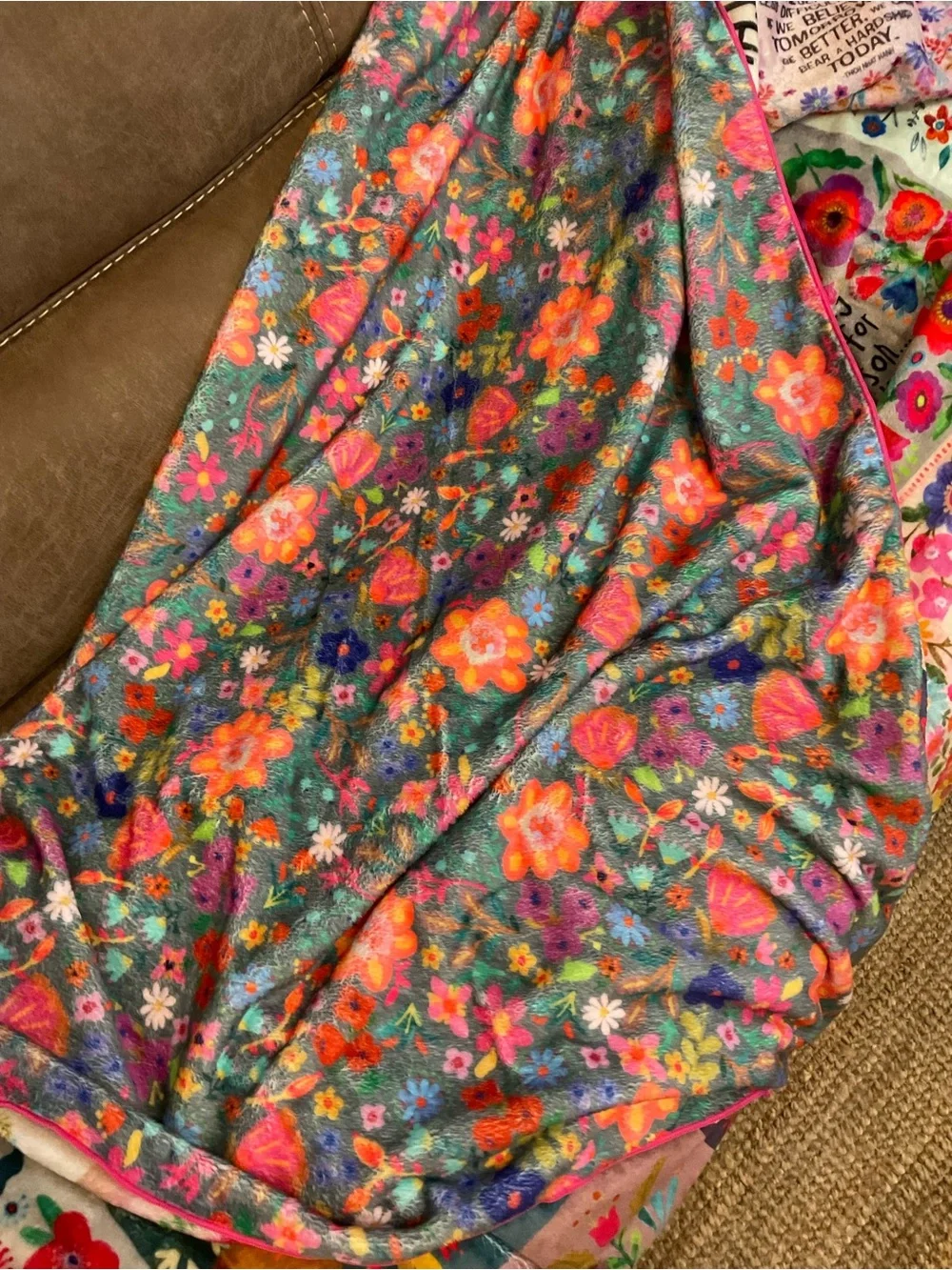 Natural Life XL Cozy Blanket Positivity